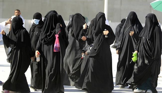 اكثر من 1000 سعودية خلعن أزواجهن بمقابل مالي