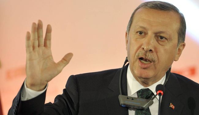 اردوغان يواصل تعنته ويعد بمواصلة البناء بميدان تقسيم