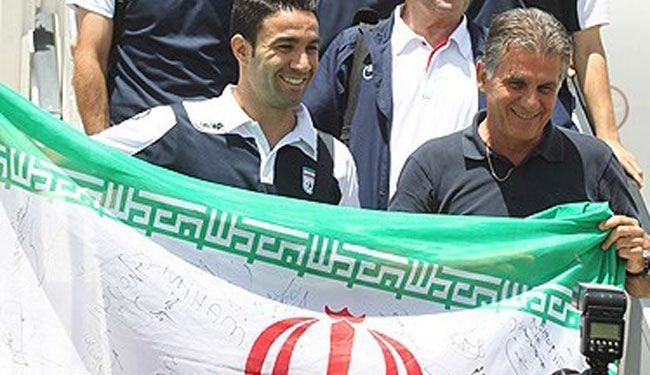 المنتخب الوطني يعود للبلاد وسط استقبال جماهيري حافل
