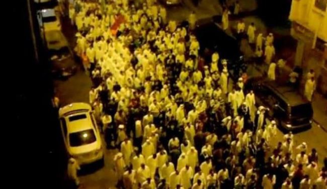 نویسنده سعودی: معترضان عربستانی فقط شیعه نیستند