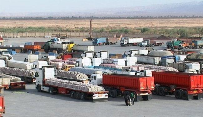 إيران تبني مجمعات صناعية علی حدودها المتاخمة للعراق