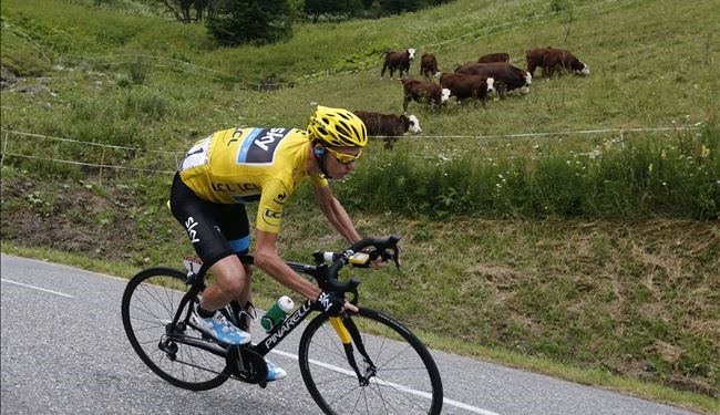 فروم يقترب من التتويج  بلقب دورة تور دوفرانس