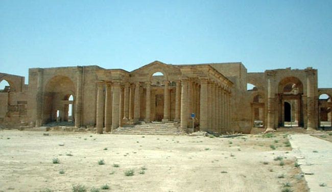 وزیر الآثار العراقي یدعو الإیرانیين إلی ترمیم آثار بلاده
