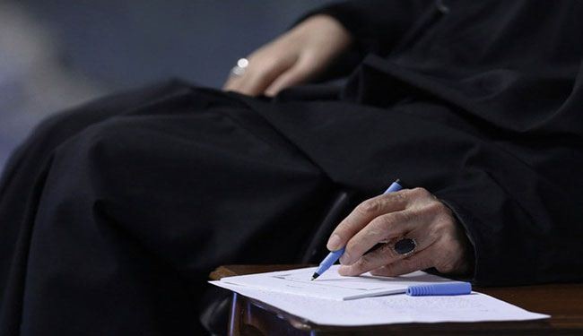 القائد يعيّن أحمدي نجاد عضواً في مجمع تشخيص مصلحة النظام