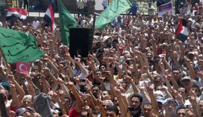 المعارضة والمركزية النقابية تدعوان الى التظاهر