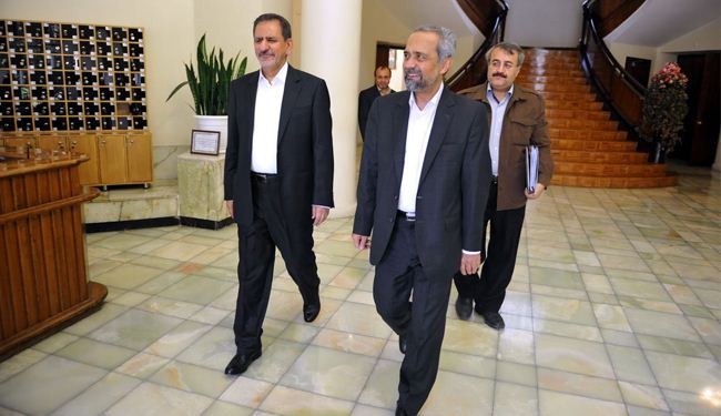 جهانغيري مساعد روحاني الأول ونهاونديان رئيس مكتبه