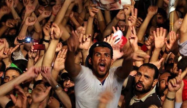 هفت تیر کشی خطیب مصری در مسجد