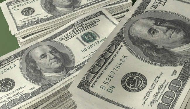 الدولار يتراجع لأدنى سعر في شهر مقابل الين