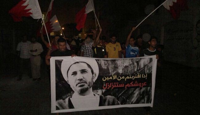 بالصور..تظاهرات بالبحرين ضد استدعاء امين عام الوفاق