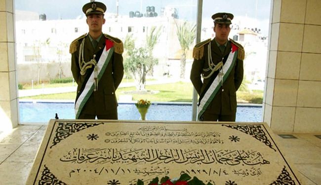 الفلسطينيون يستلمون نتائج تحليل رفات ياسر عرفات