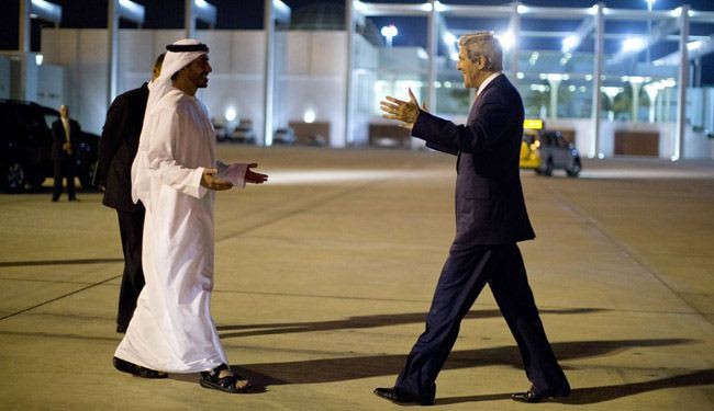 كيري يصل الامارات لبحث قضيتي سوريا وايران