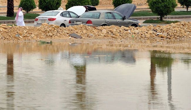 الشارع السعودي بحالة غضب لهشاشة البنية التحتية والفساد الواسع
