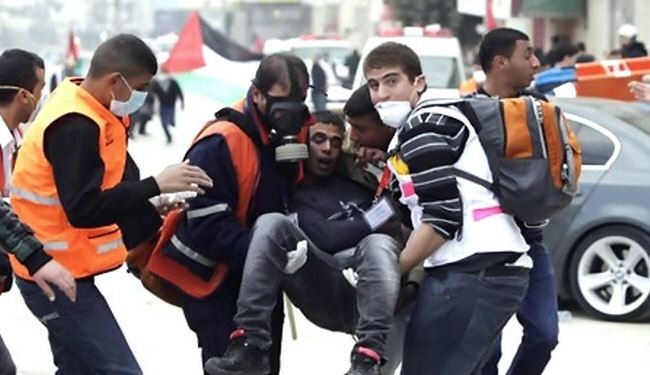 اصابة فلسطينيين اثنين بجروح بنيران جيش الاحتلال