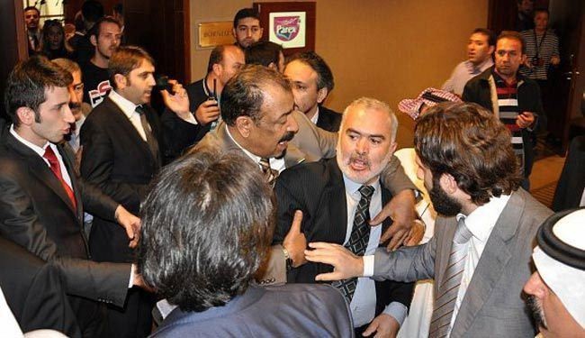 خلافات بين المعارضة السورية حول المشاركة في 