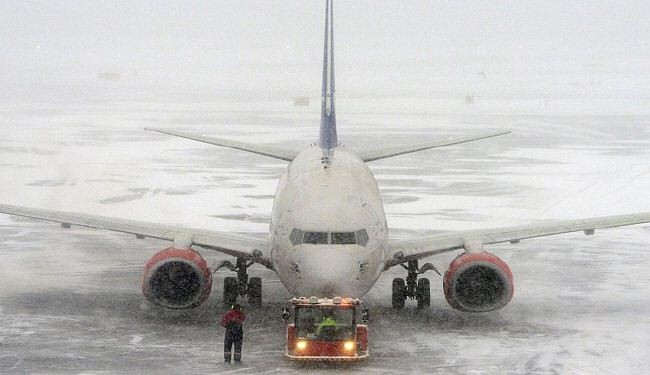 عاصفة ثلجية تقطع الكهرباء وتعطل حركة الطيران جنوب أمريكا