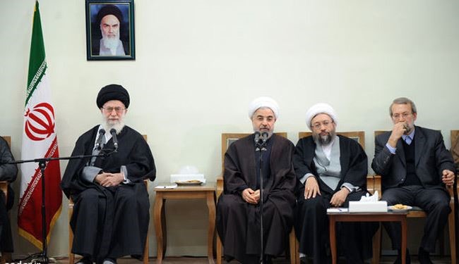 قائد الثورة يؤكد على التطور العلمي وبناء الحضارة الاسلامیة الحدیثة