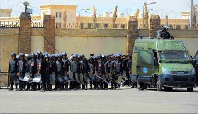 إصابة 35 من الأمن المصري بانفجار في الإسماعيلية