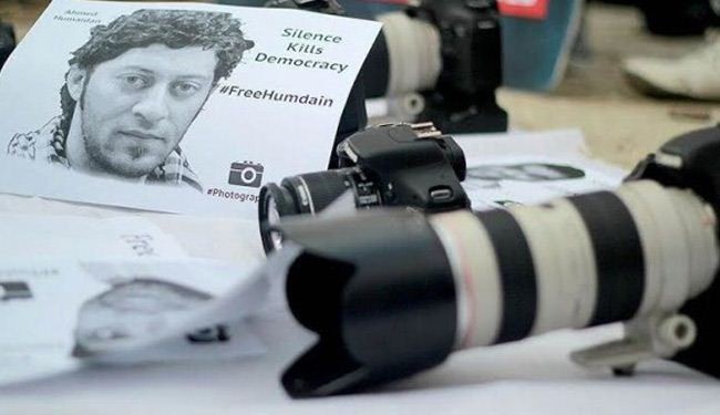 الوفاق: اعتقال 4 مصورين يؤكد محاربة المنامة لحرية الراي