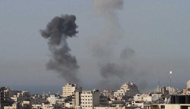 قصف مدفعي اسرائيلي واصابة فلسطينيين شرق مخيم جباليا