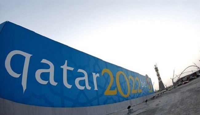 الفيفا يطالب قطر بتحسين ظروف العاملين
