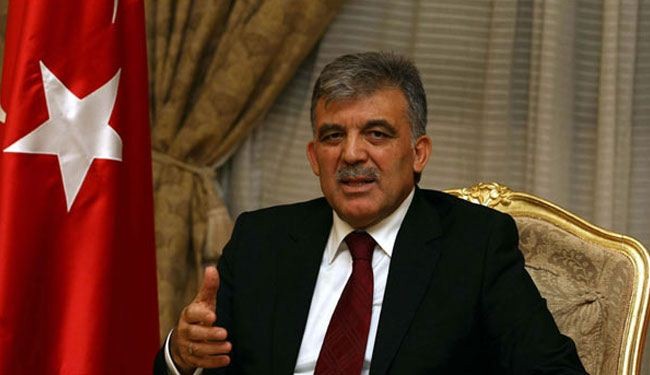 غول يدعو للتعاون بین ایران وترکیا بشأن سوریا