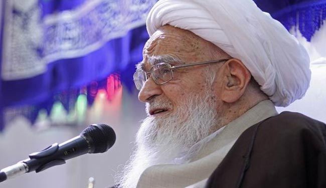آية الله صافي كُلبایكاني: التكفيريون يريدون ضرب جذور الاسلام