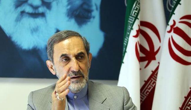 ولایتي : امريكا لا ترغب بالخروج من المنطقة