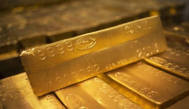 الذهب يهبط حوالي 1% لكنه ينهي الاسبوع على مكاسب