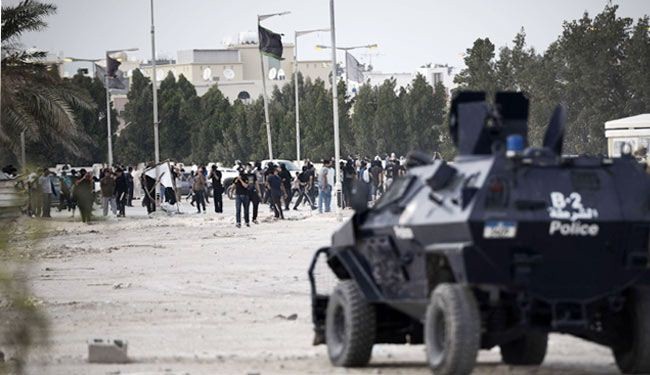 مسيرات حاشدة بالمنامة رفضاً للاستبداد والامن يقمعها بعنف