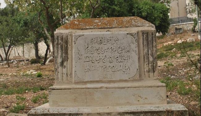 صور/بناء مدينة ملاهي على مقبرة للصحابة بالقدس بمشاركة اماراتية