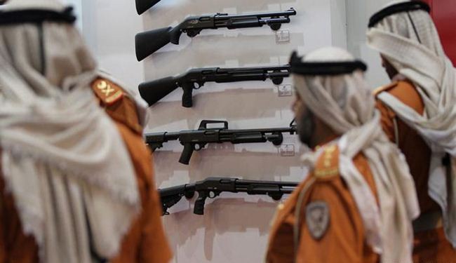 السعودية تدعم الارهاب في الخارج وتحاربه في الداخل