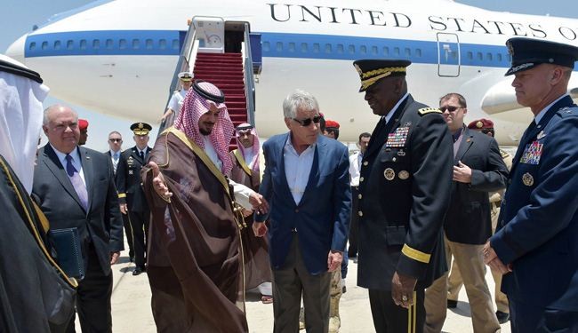 هيغل في السعودية لتسويق المزيد من الاسلحة لدول مجلس التعاون