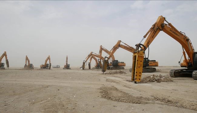 بدء أعمال حفر الأساس بملعب الوكرة