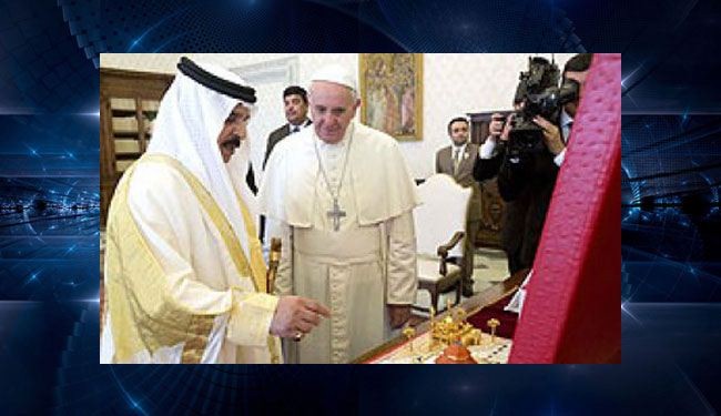 يهدم مساجد ويبني اكبر كنيسة بجزيرة العرب!