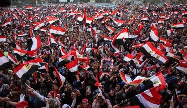 اشک‌ها و لبخندهای مردم مصر پس از اعلام نتیجه انتخابات