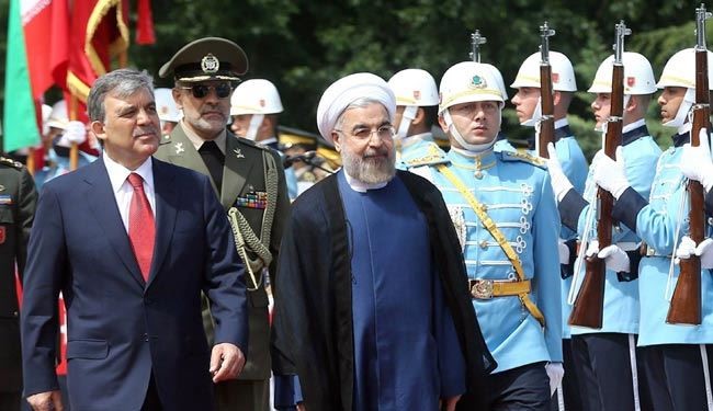 نخستین تصاویر استقبال عبدالله گل از حسن روحانی