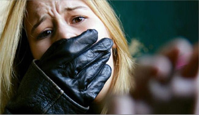 طالبة علم النفس تُقنع خاطفها بإطلاق سراحها