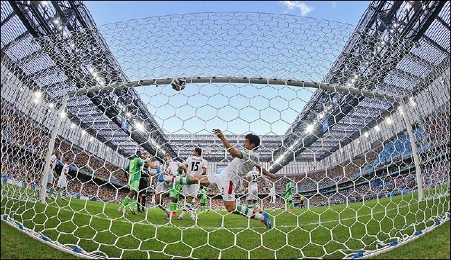بالصور..لقاء منتخبي ايران ونيجيريا بكاس العالم2014