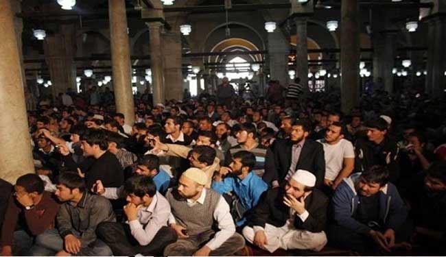 خطیب الازهر: تروریستها به اسم اسلام فساد می کنند