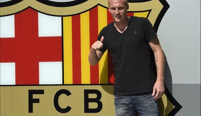 برشلونة يضم الفرنسي ماتيو من فالنسيا