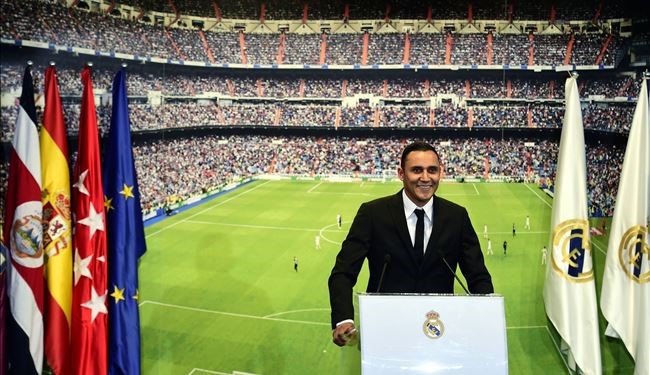 حفل تقديم الحارس نافاس يتحول لخلاف مدريدي