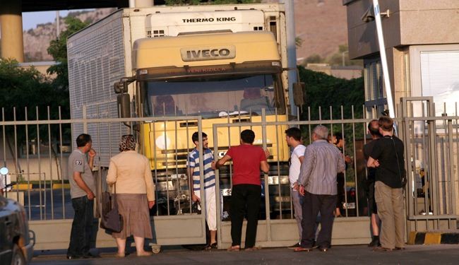ايران تسمح للشاحنات التركية بالمرور عبر أراضيها إلى العراق