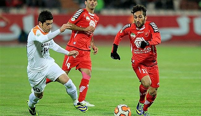 ايقاف صادقيان لاعب بيرسبوليس لثلاثة أشهر