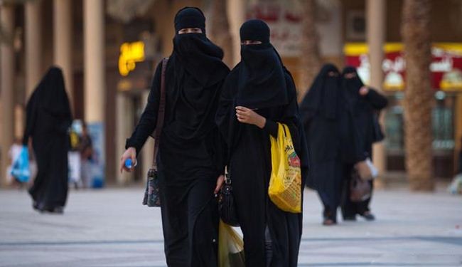 الجلد لسيدة أعمال سعودية بتهمة 