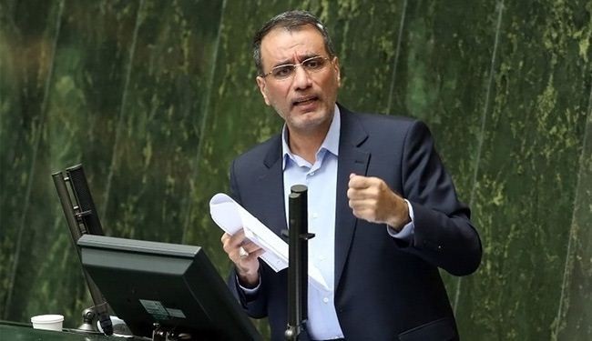 طهران.. مجلس الشورى الاسلامي يسحب الثقة من وزير العلوم