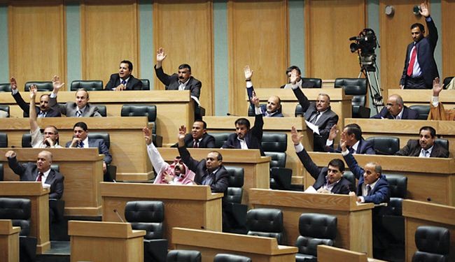 مشاحنات في البرلمان الأردني حول الصلاحيات الجديدة للملك