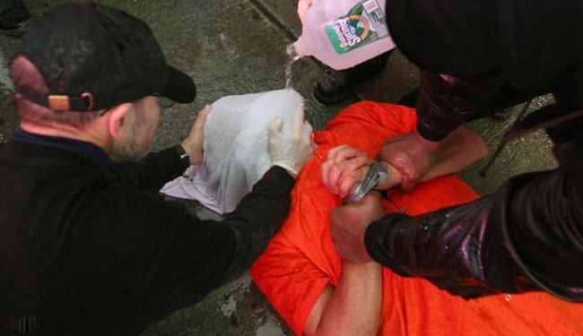 على مبدأ السي آي ايه.. داعش تعذب رهائنها بالايهام بالغرق