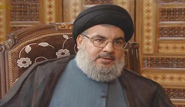 السيد نصر الله یعرب عن ارتیاحه للوضع الصحی العام لقائد الثورة