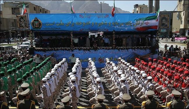 ايران..بدء اسبوع الدفاع المقدس في صور متنوعة