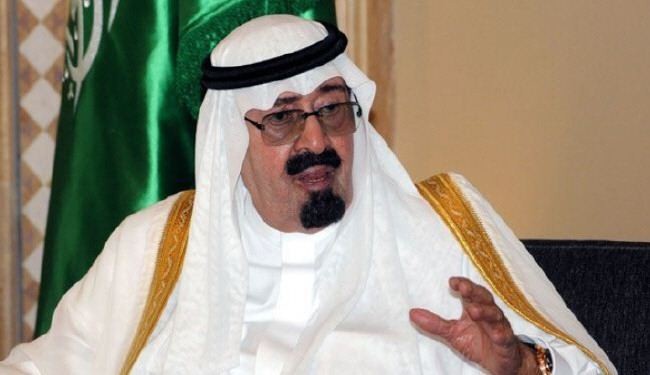 الملك السعودي يتعهد بالقضاء على الارهاب